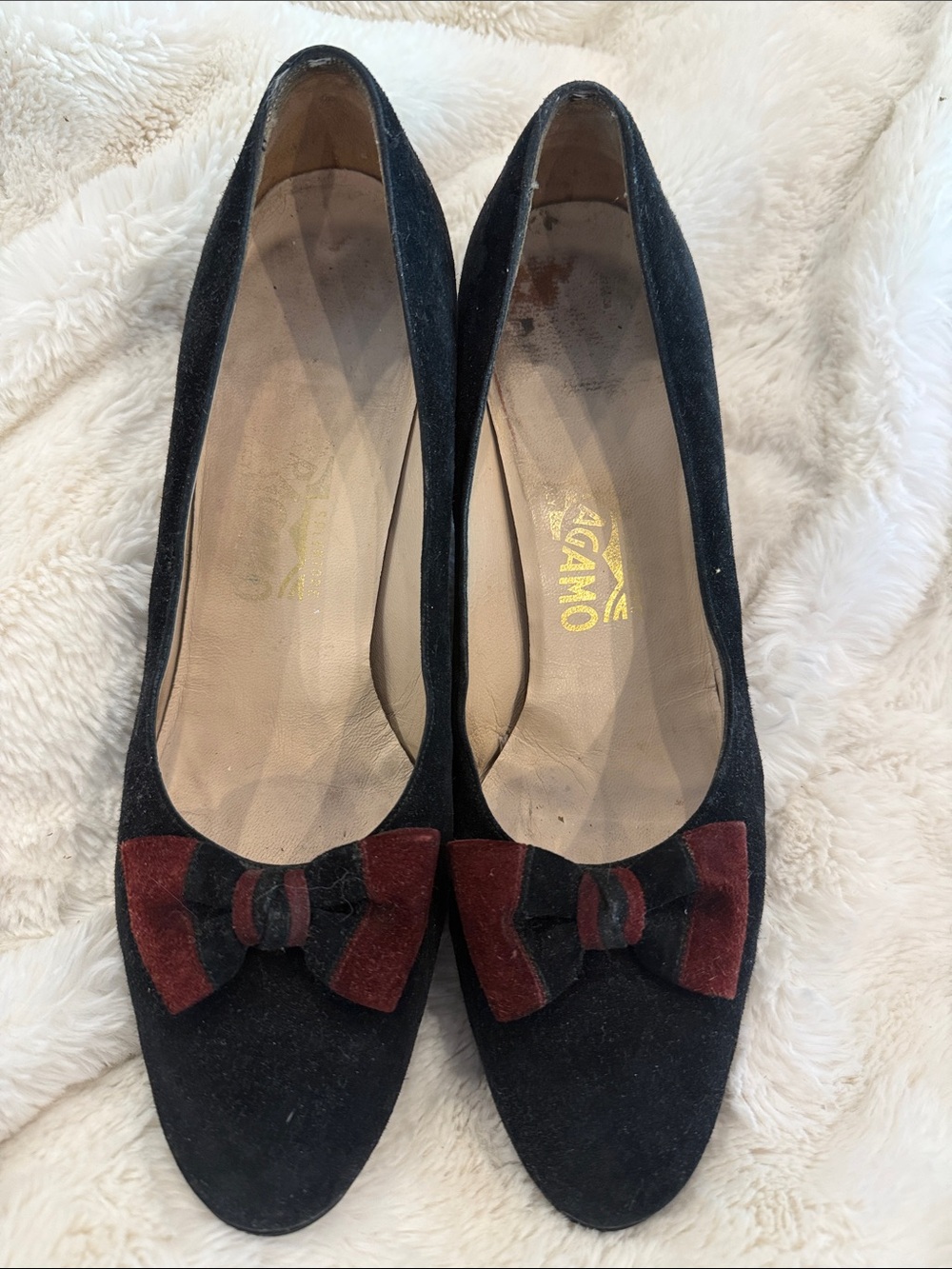 Vintage Salvatore Ferragamo Black Suede Bow Pump with Burgundy Accent